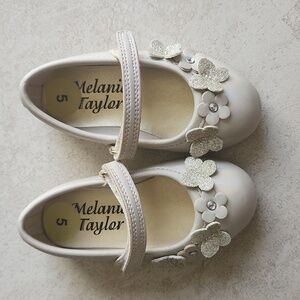 Melanine Taylor Dress shoes baby girl size 5